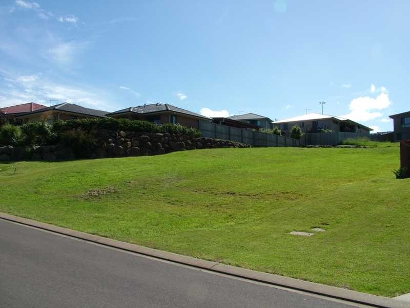 35 Lindsay Avenue, Cumbalum NSW 2478
