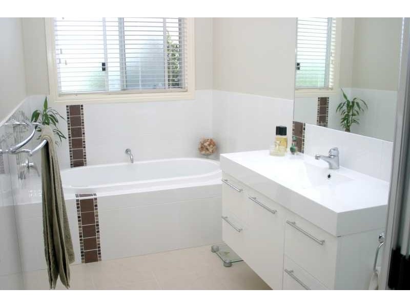 21 Lindsay Avenue, Cumbalum NSW 2478