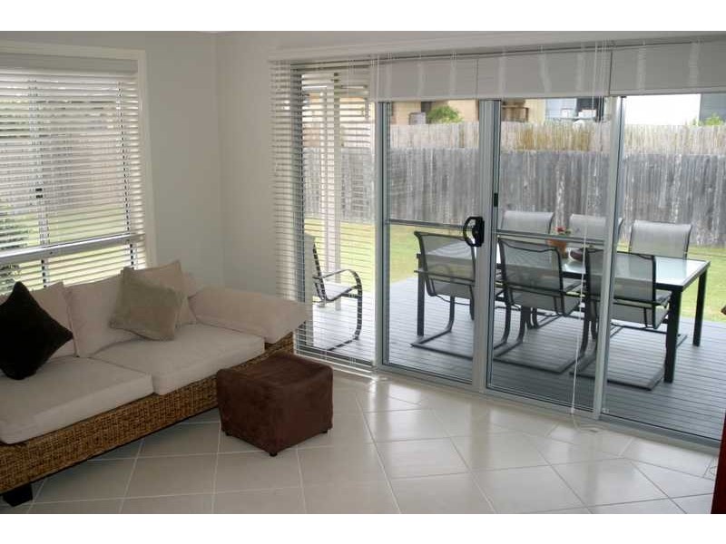 21 Lindsay Avenue, Cumbalum NSW 2478