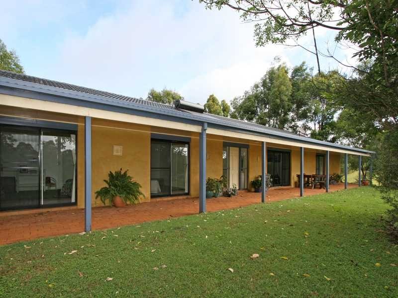 8 Killen Falls Drive, Tintenbar NSW 2478