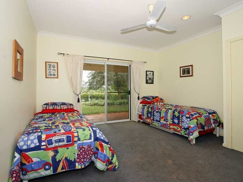 8 Killen Falls Drive, Tintenbar NSW 2478