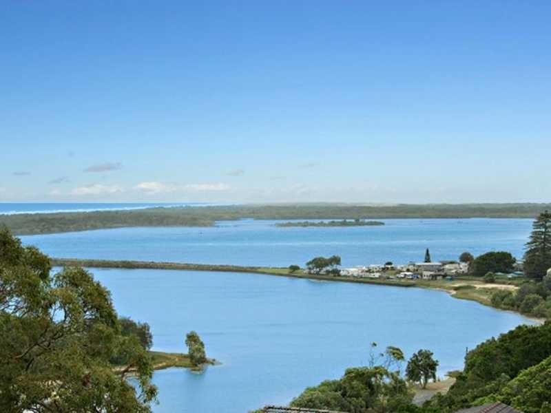 8/79 Pine Ave, East Ballina NSW 2478