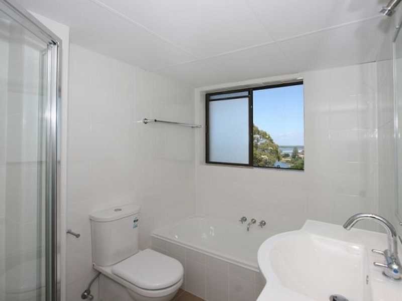 8/79 Pine Ave, East Ballina NSW 2478