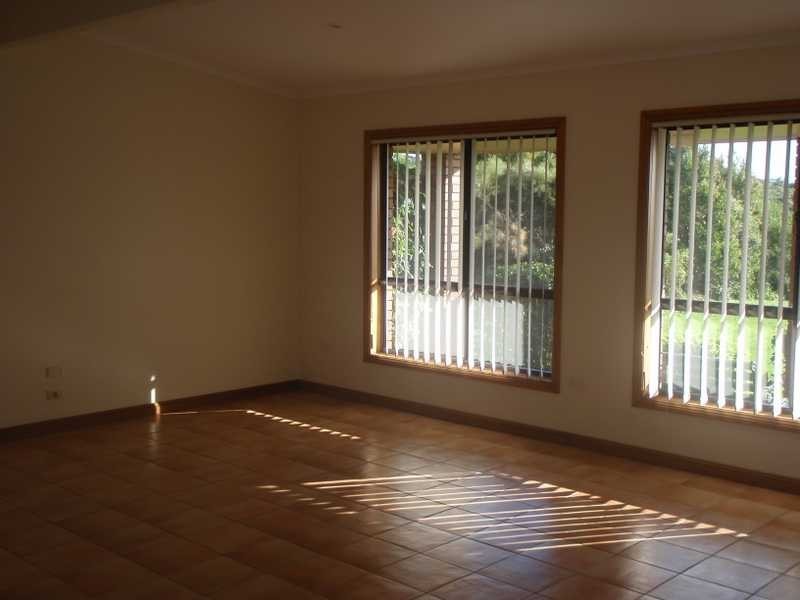 1/108 Meridian Drive, Coolgardie NSW 2478