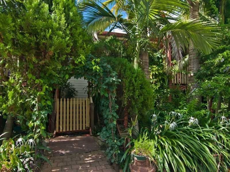 17 Wharf Road, Lismore NSW 2480