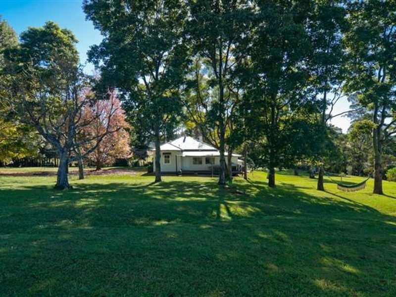 749 Houghlahans Creek Road, Fernleigh NSW 2479