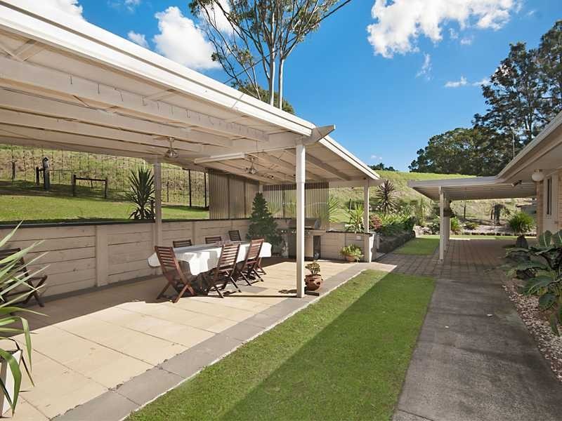 723 Houghlahans Creek Rd, Pearces Creek NSW 2477