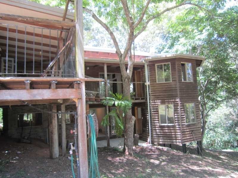 220 Hazelbrook Road, Uki NSW 2484