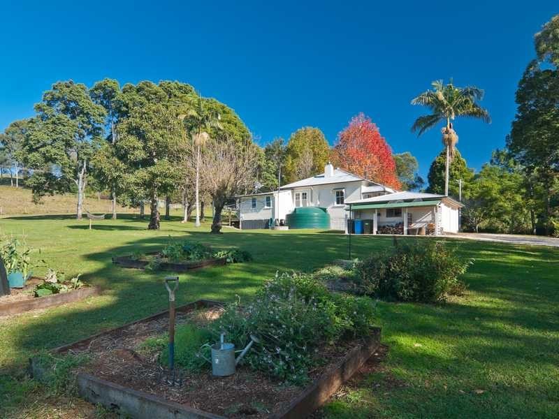 749 Houghlahans Creek Road, Fernleigh NSW 2479