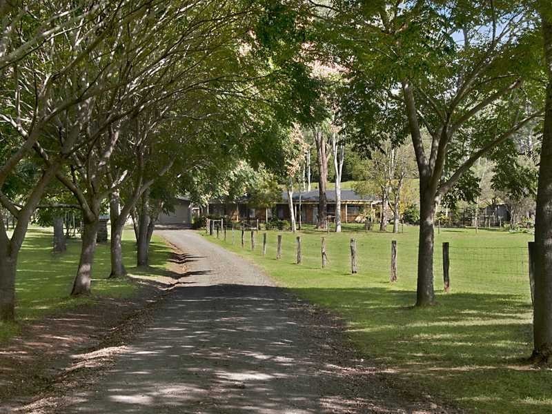 723 Houghlahans Creek Rd, Pearces Creek NSW 2477