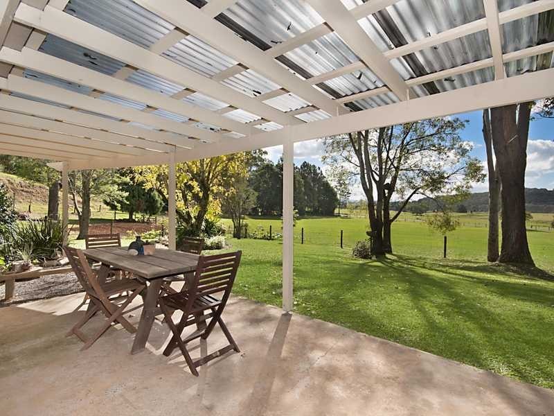 723 Houghlahans Creek Rd, Pearces Creek NSW 2477