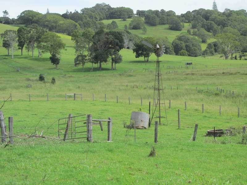 22 East Street, Tintenbar NSW 2478