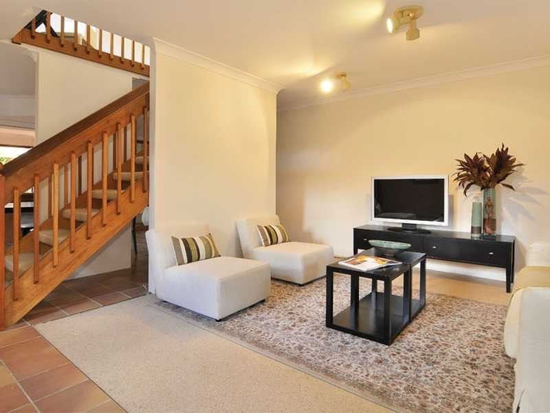 32 Carr Street Aka 11/1-3 Crows Nest Road, Waverton NSW 2060