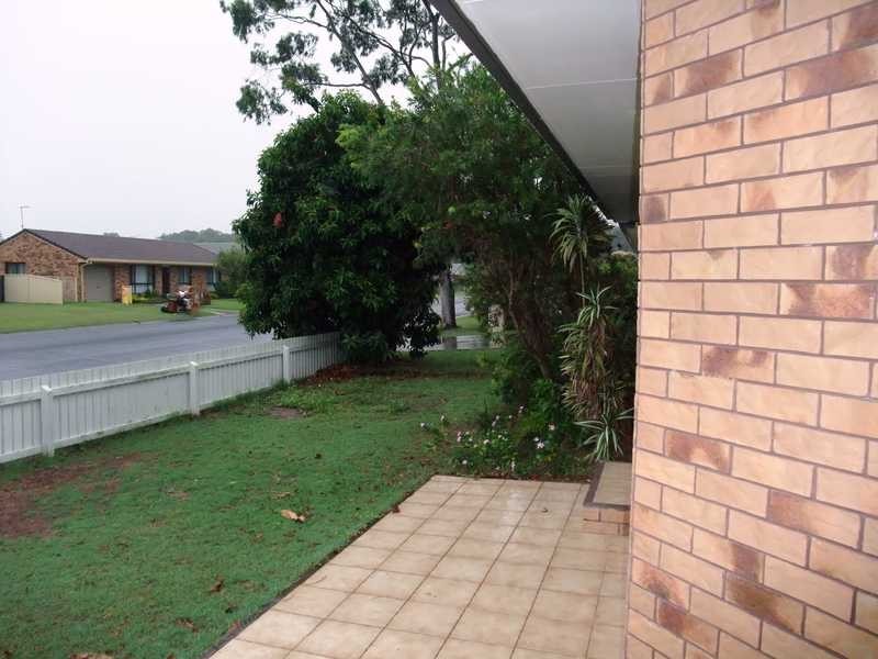 Unit 1/24 Meville, Iluka NSW 2466