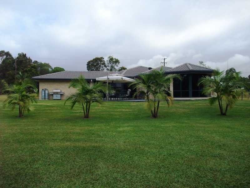 10 Broadlands Drive, Woombah NSW 2469