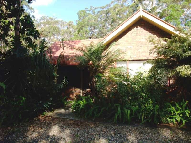 36 West Street, Woombah NSW 2469