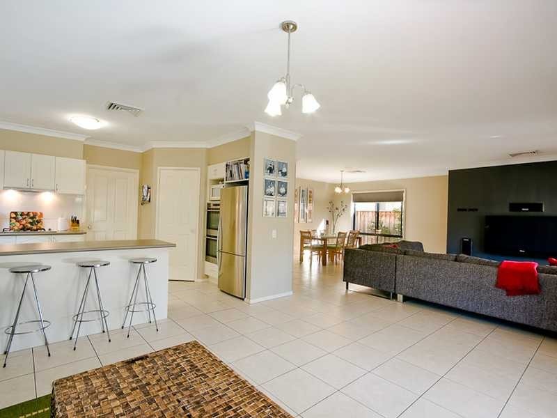 9 Cressy Avenue, Beaumont Hills NSW 2155