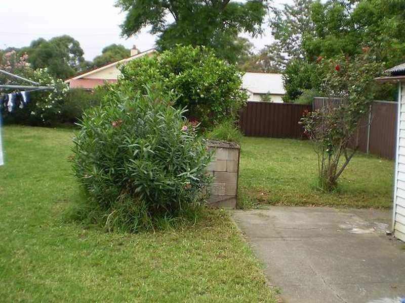 4 SWINSON RD, Blacktown NSW 2148