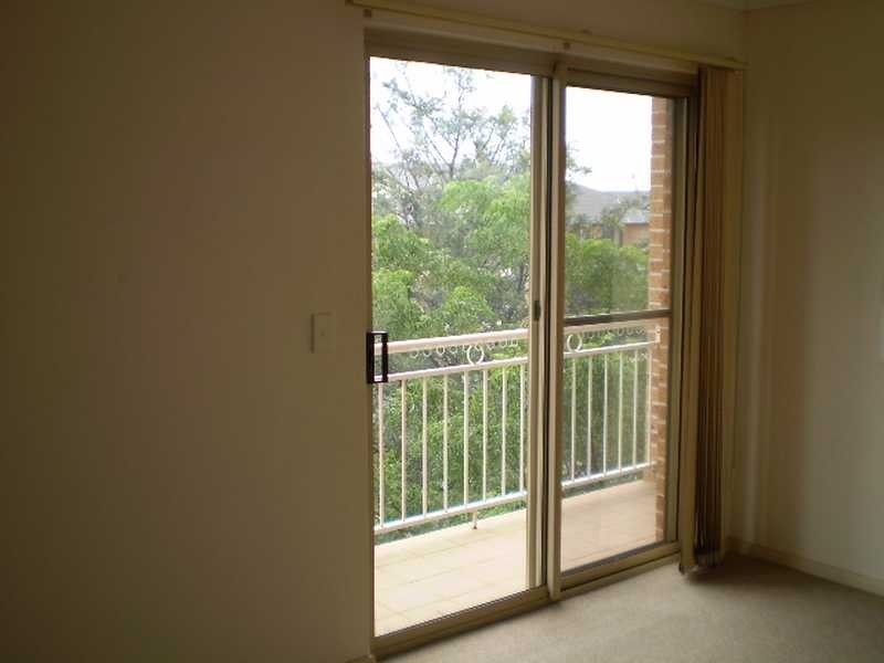 Unit 15/25-27 Fourth Avenue, Blacktown NSW 2148