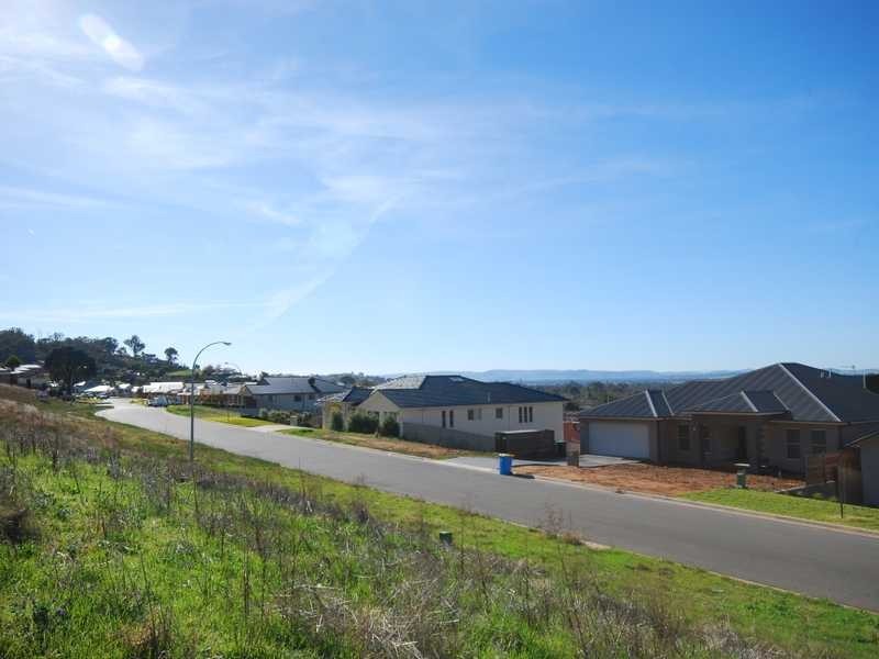 47 Atherton Cres, Tatton NSW 2650