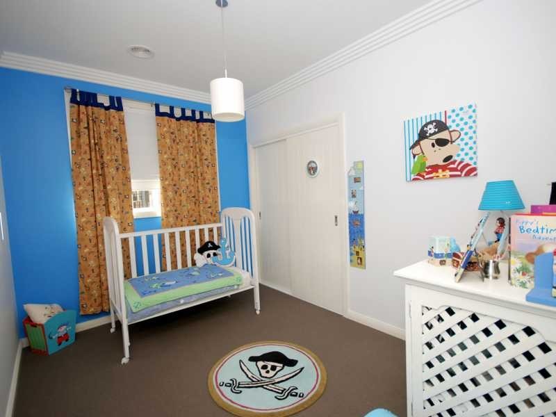 15 Bedervale Street, Bourkelands NSW 2650