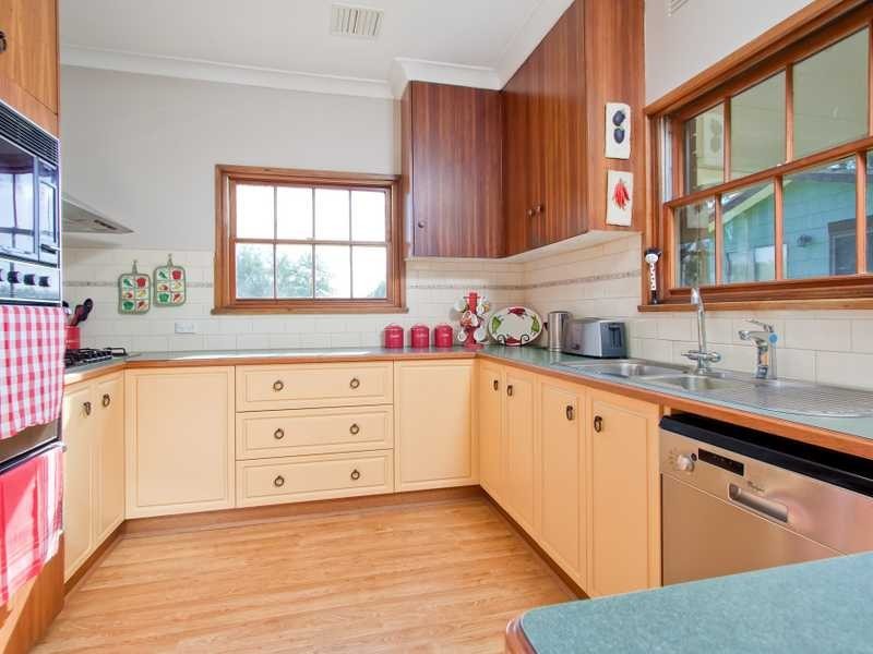 5 Birch Rd, Wagga Wagga NSW 2650