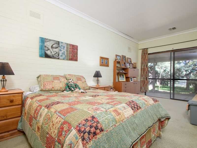 5 Birch Rd, Wagga Wagga NSW 2650