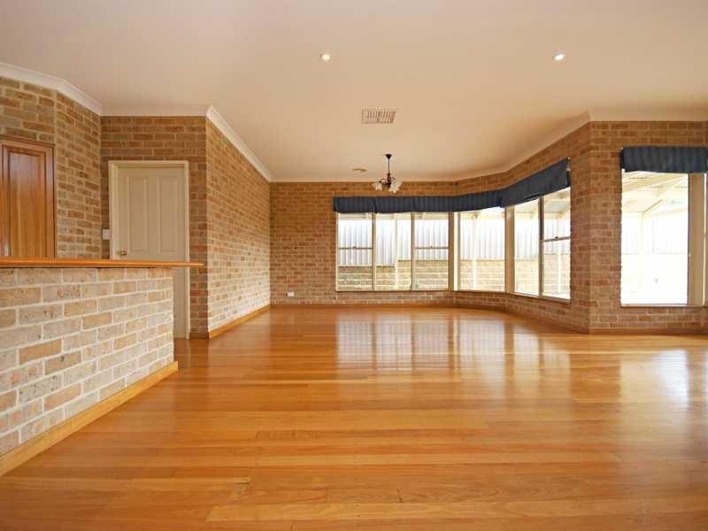 48 Mckeown Street, Estella NSW 2650