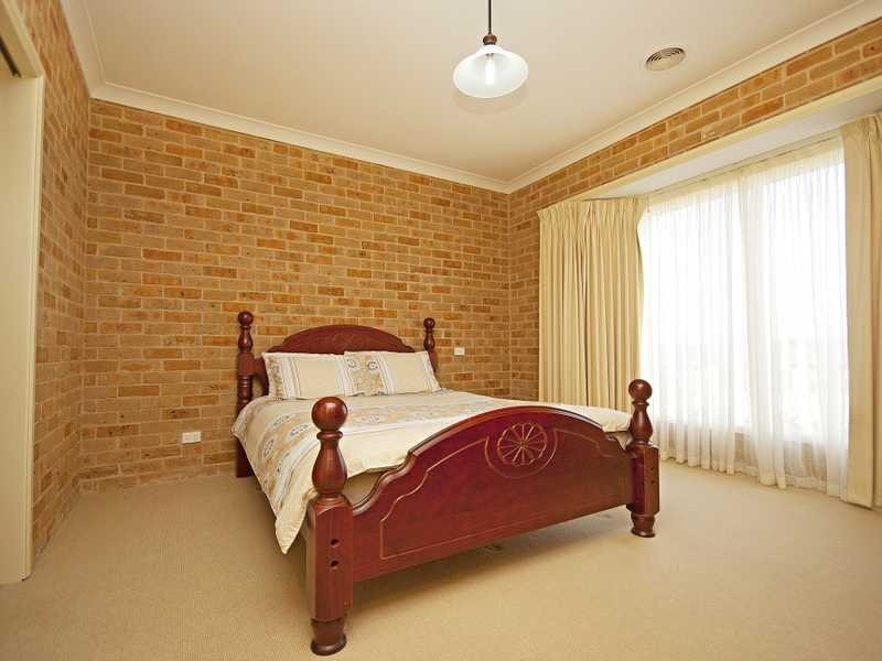 48 Mckeown Street, Estella NSW 2650