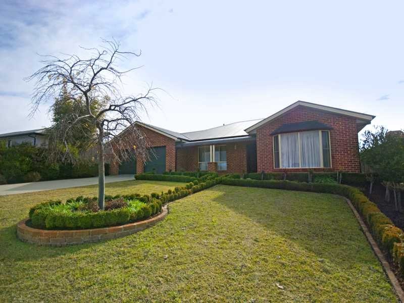 48 Mckeown Street, Estella NSW 2650