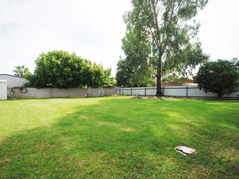 15 Darri Street, Glenfield Park NSW 2650