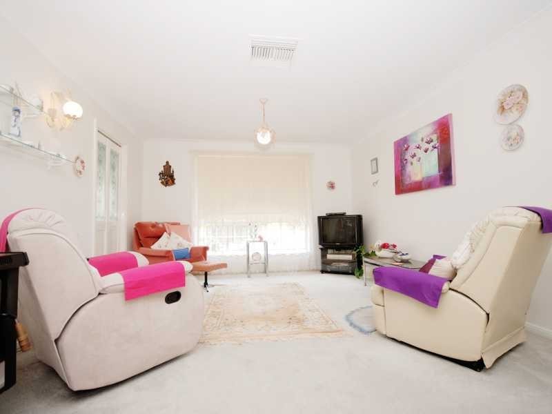 14 Darri Street, Glenfield Park NSW 2650