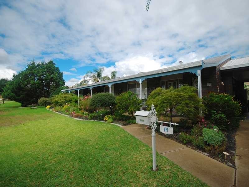 14 Darri Street, Glenfield Park NSW 2650