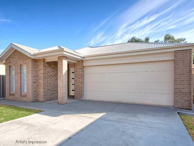9B John Street, Kooringal NSW 2650