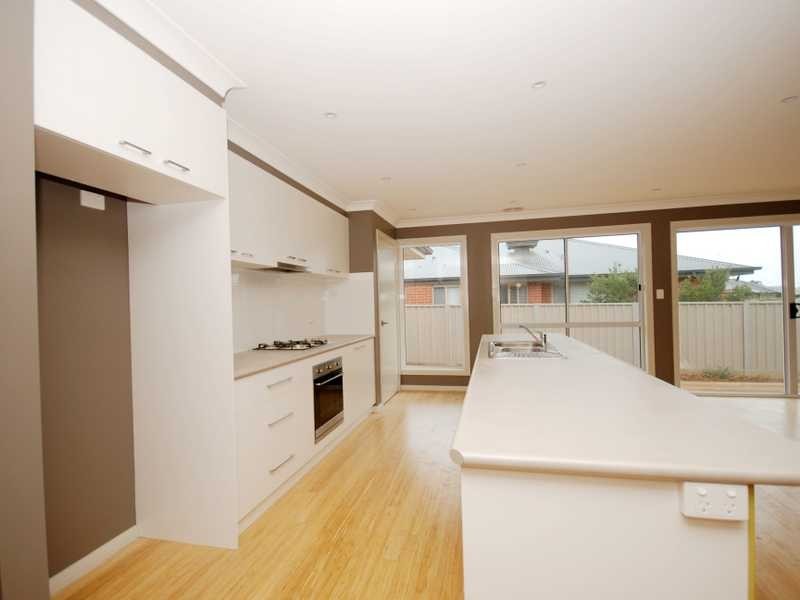 29 Wellington Avenue, Tatton NSW 2650