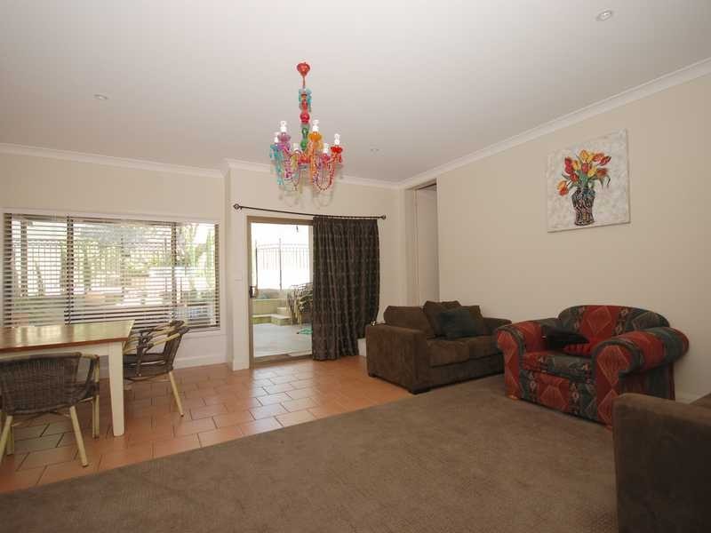 14 Panorama Street, Kooringal NSW 2650