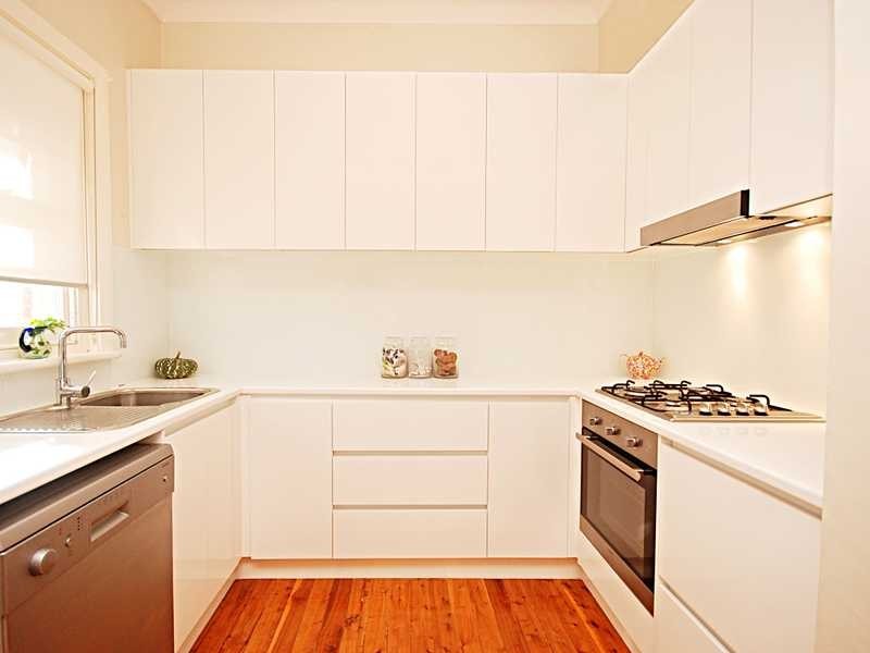 50 Garland Street, Turvey Park NSW 2650
