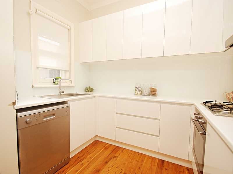 50 Garland Street, Turvey Park NSW 2650