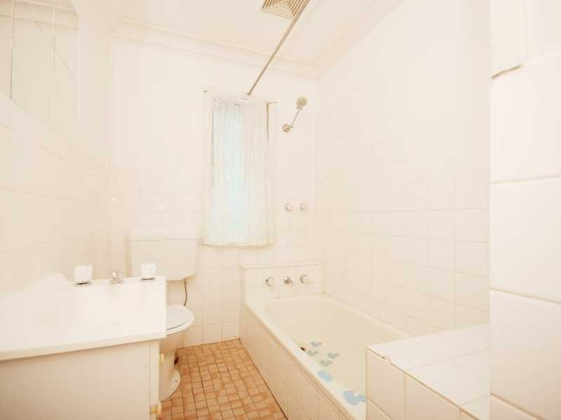 130 Bourke Street, Mount Austin NSW 2650