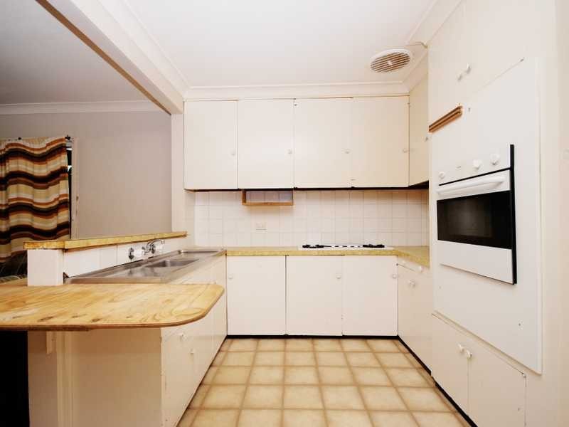 130 Bourke Street, Mount Austin NSW 2650