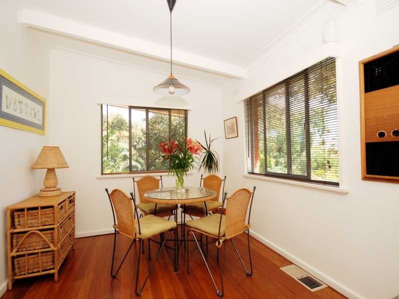 17 Colong Place, Kooringal NSW 2650