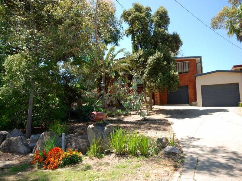 17 Colong Place, Kooringal NSW 2650