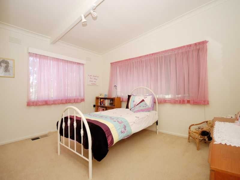 17 Colong Place, Kooringal NSW 2650