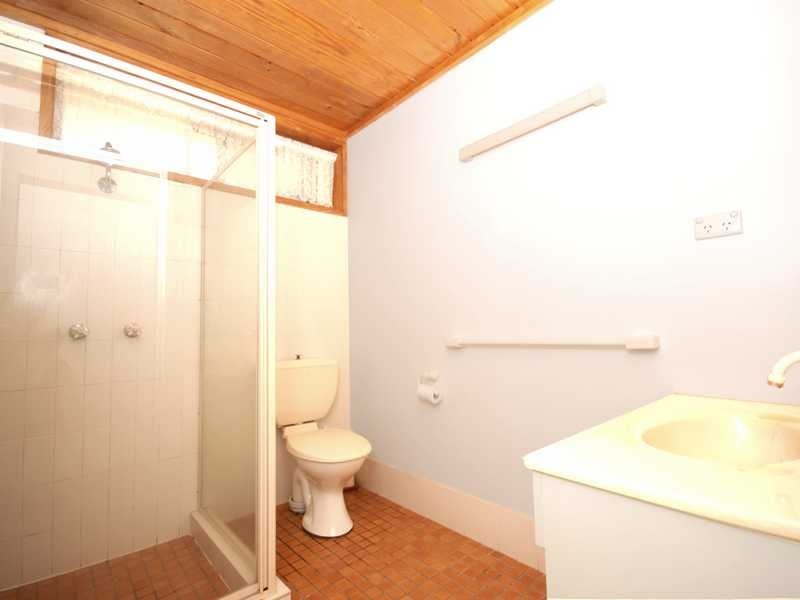 17 Colong Place, Kooringal NSW 2650