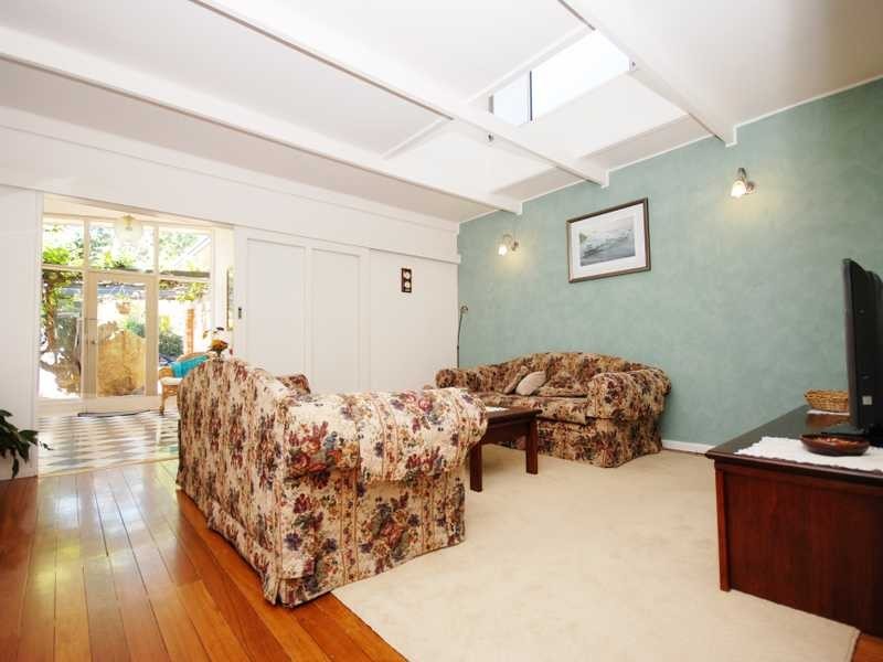 17 Colong Place, Kooringal NSW 2650