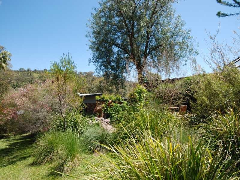 17 Colong Place, Kooringal NSW 2650