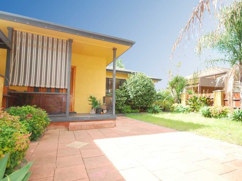 13 Koora Place, Mount Austin NSW 2650