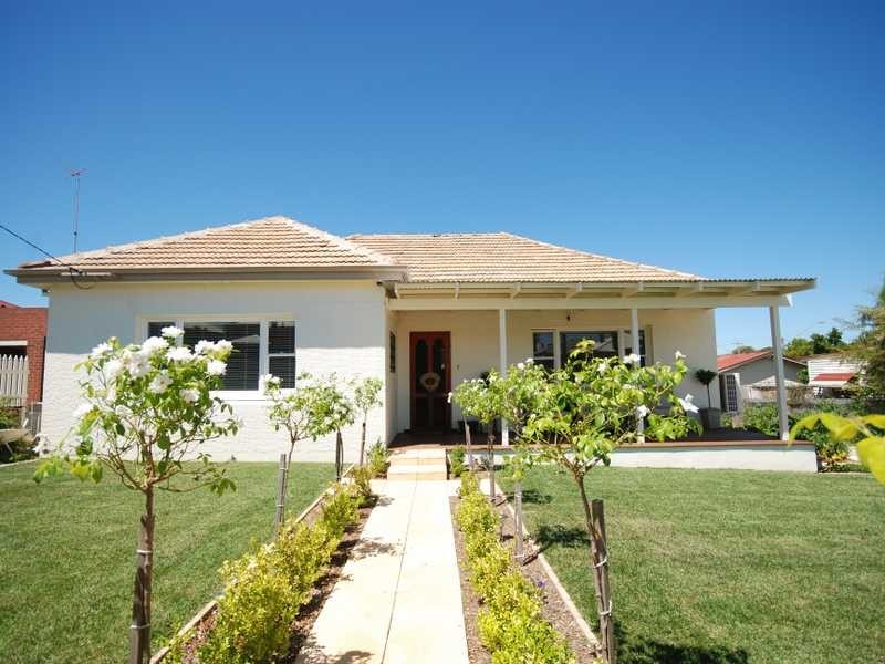 40 Wooden Street, Turvey Park NSW 2650