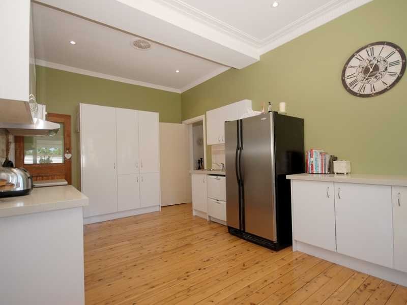 40 Wooden Street, Turvey Park NSW 2650