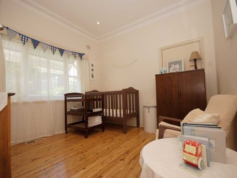 40 Wooden Street, Turvey Park NSW 2650